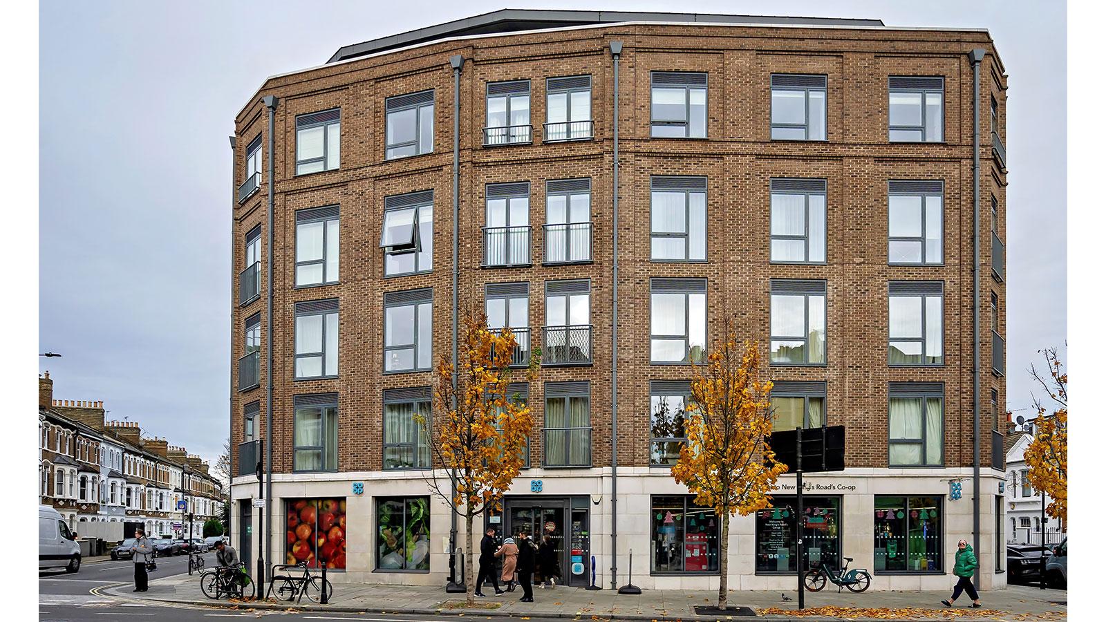 Co-Op Convenience Store, 100 New Kings Road<br>Parsons Green<br>London<br>SW6 4LX