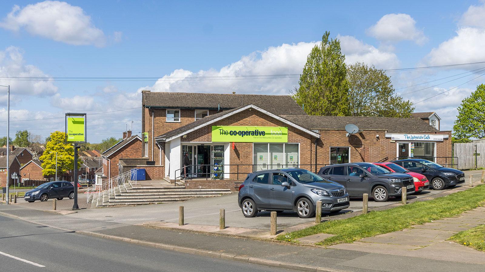 Co-Op Convenience Store & Café<br>29 Amberside Drive<br>Worcester<br>Worcestershire<br>WR4 9DA