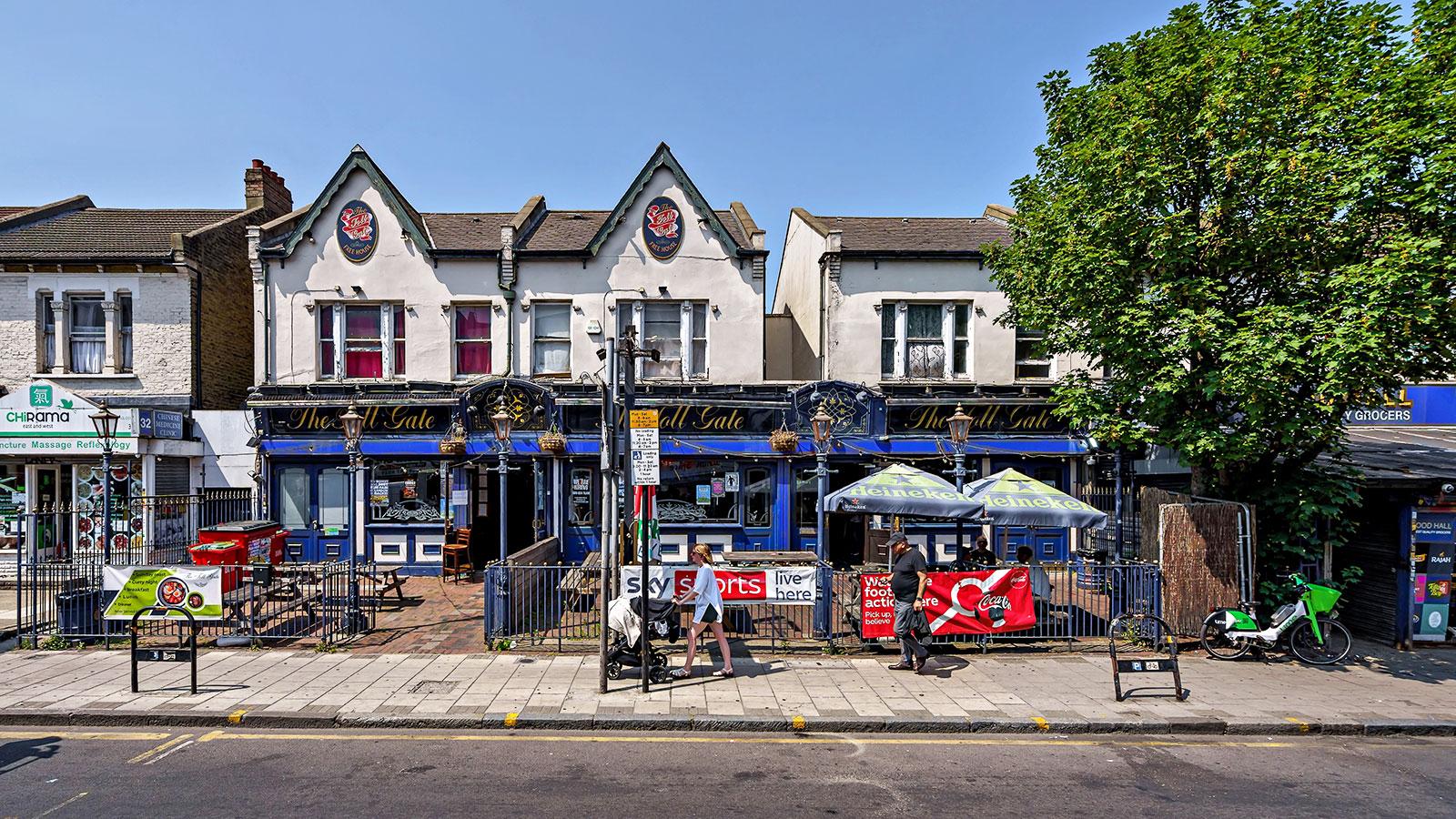 The Toll Gate PH, 26 to 31 Turnpike Lane Hornsey London N8 0PS