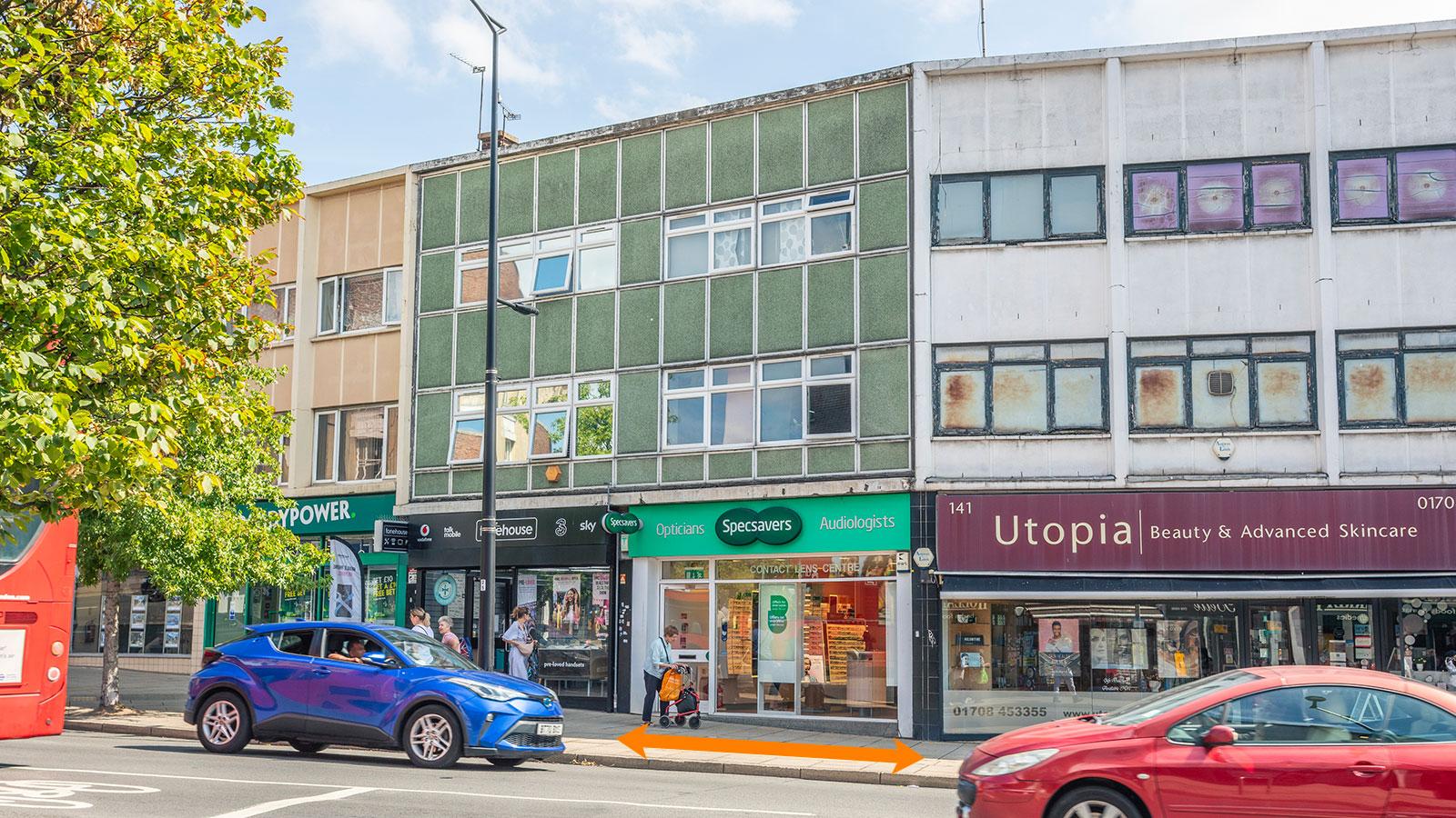 139/139a High Street<br>Hornchurch<br>London<br>RM11 3YD