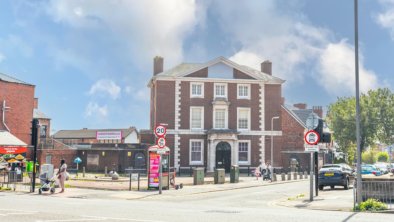Former NatWest, Longmoor Lane<br>Aintree<br>Liverpool<br>Merseyside<br>L9 0EG