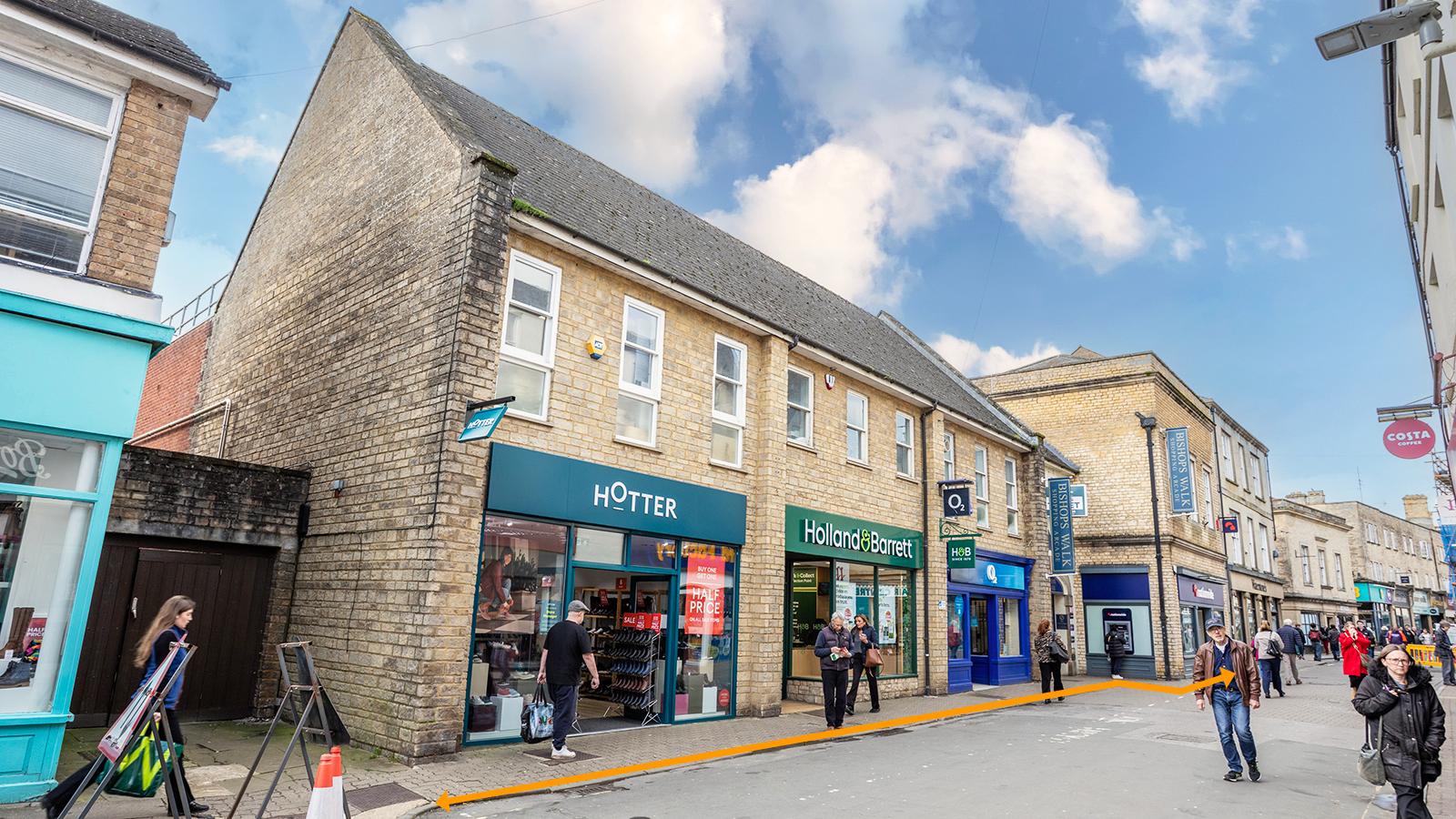 Bishops Walk Shopping Centre<br>Cricklade Street<br>Cirencester<br>Gloucestershire<br>GL7 1JH