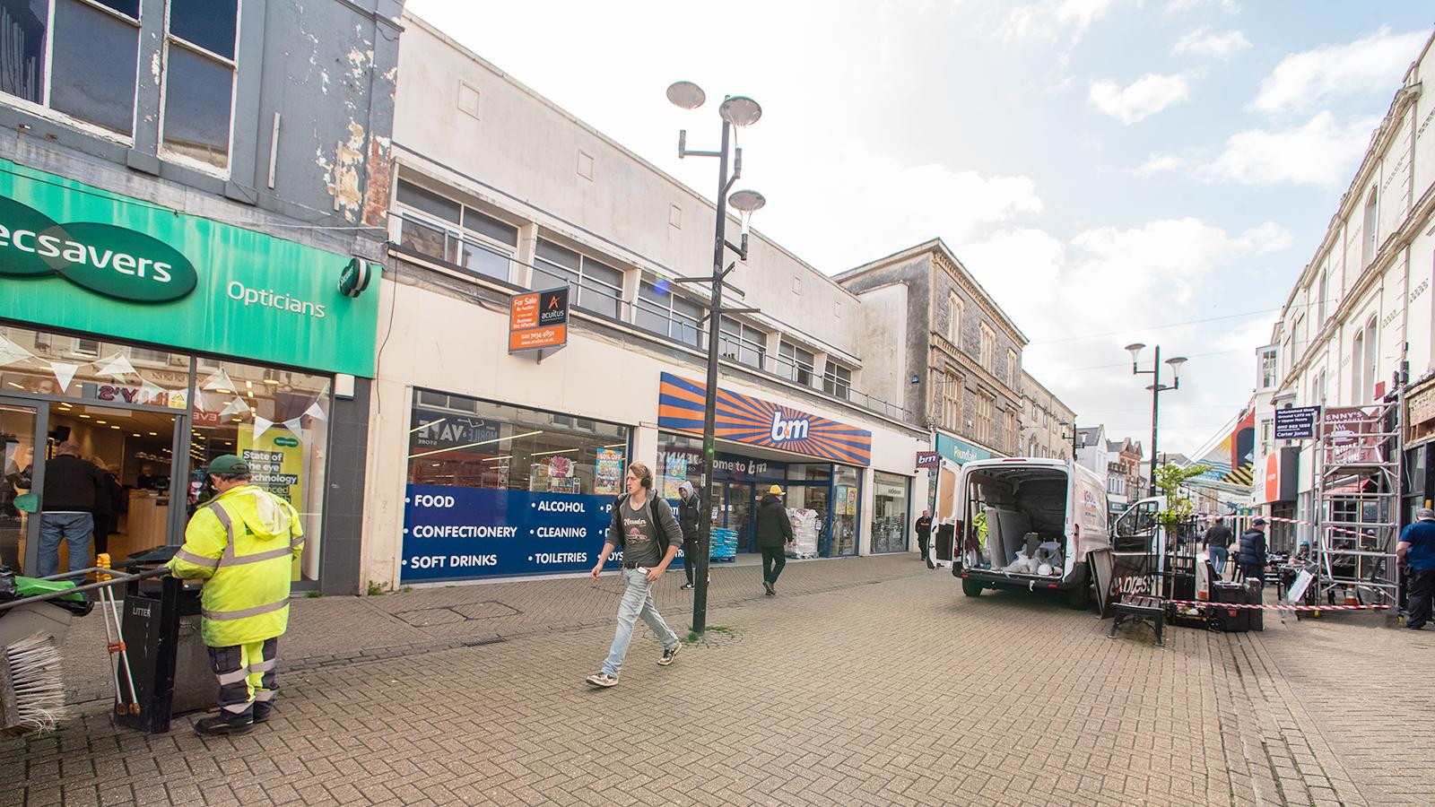 B&M, 66-68 High Street image 4