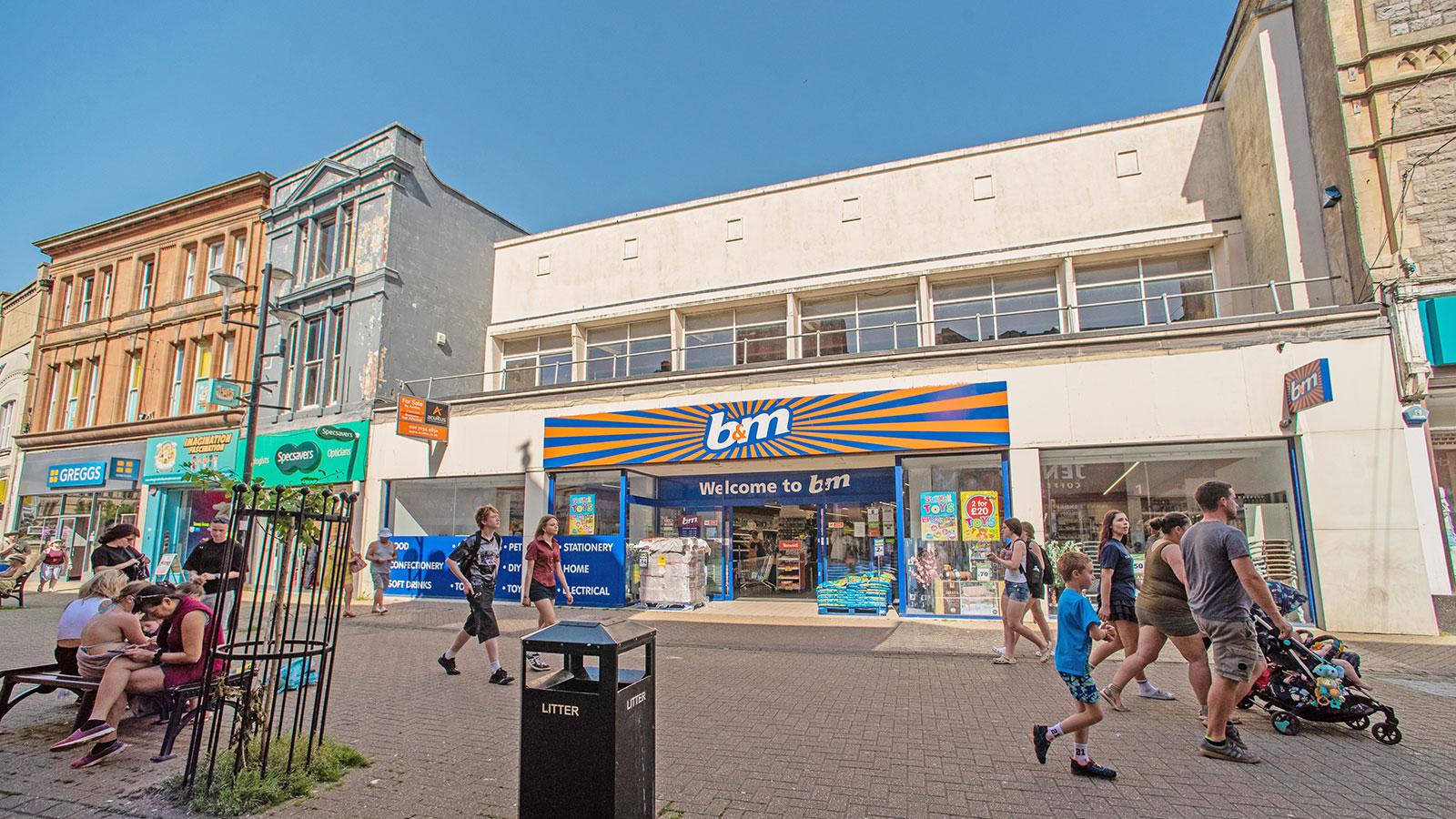 B&M, 66-68 High Street image 4