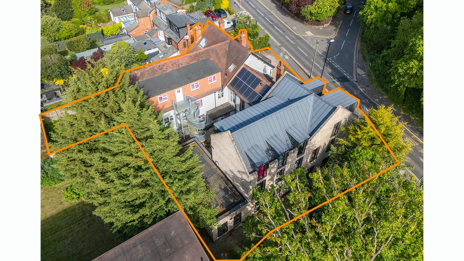 Broad Lane House, 1 to 3 Broad Lane image 4