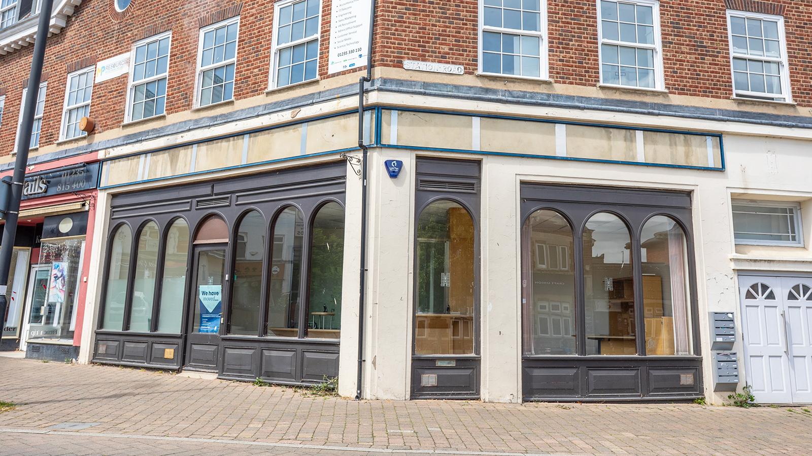 136 Broadway, Didcot image 2