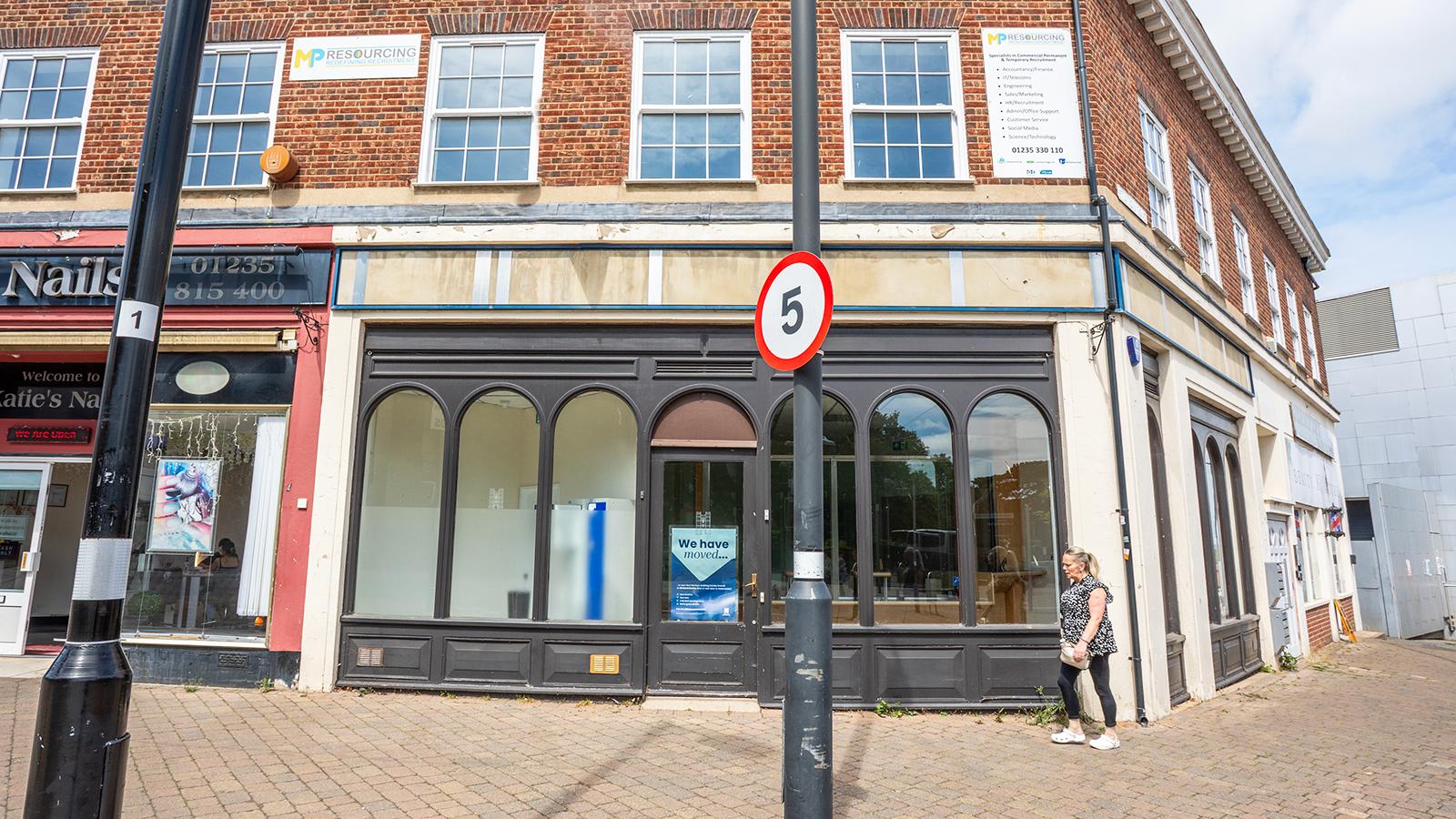 136 Broadway, Didcot image 4