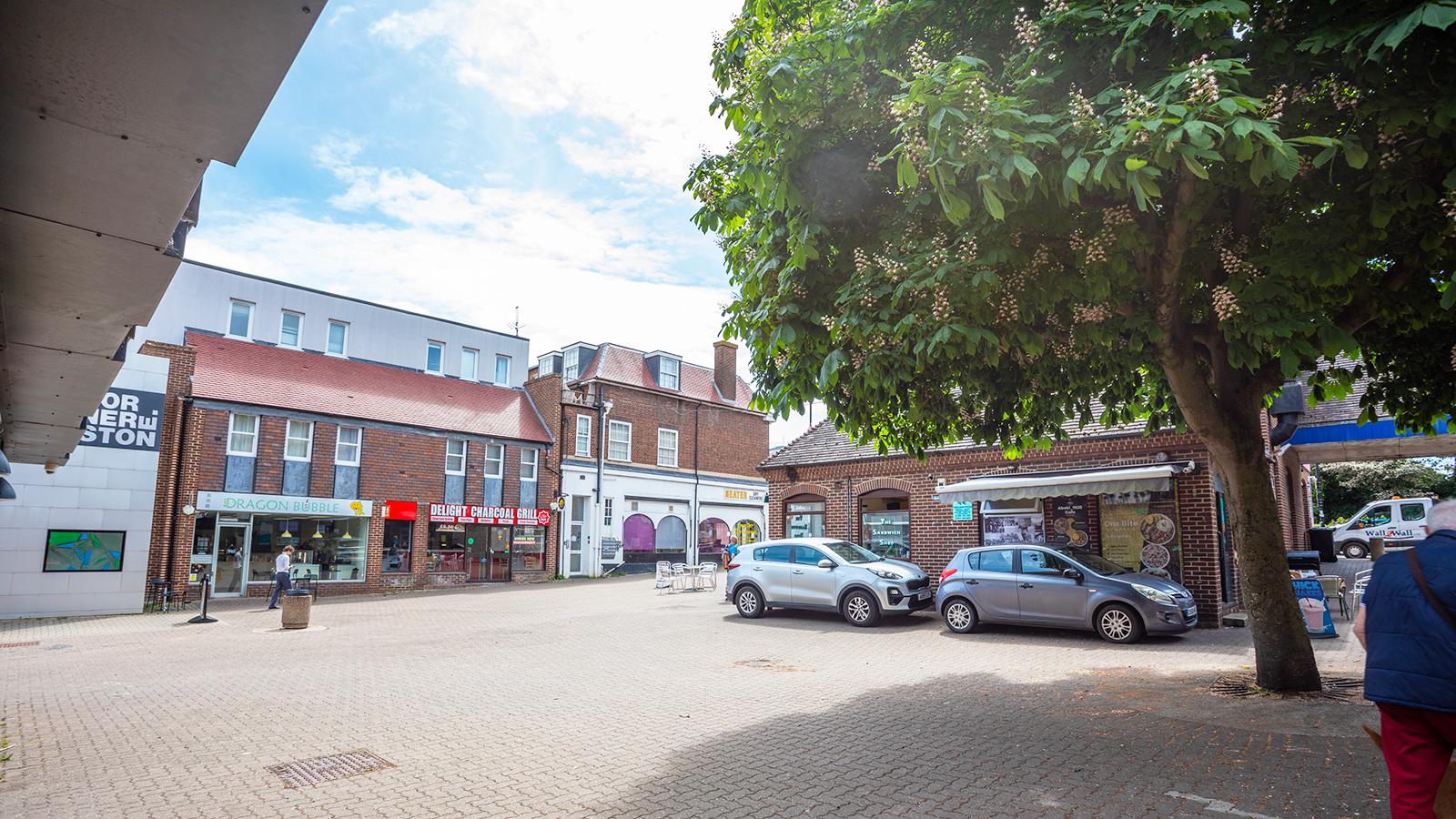 2 Market Place, Didcot image 4