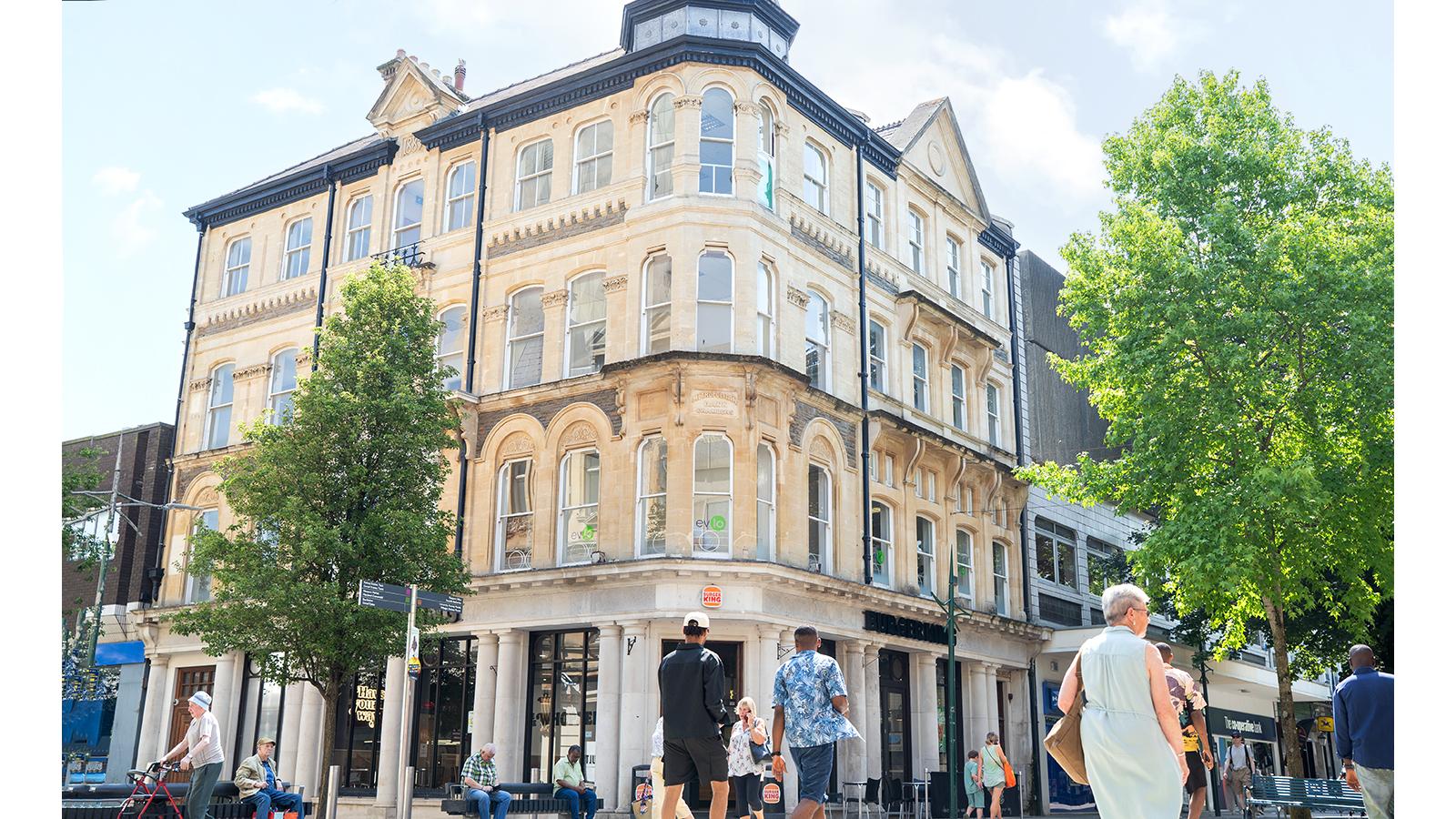 25 to 26 Commercial Street, Newport image 4