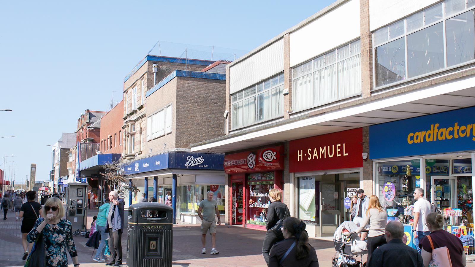53/55 High Street, Rhyl image 4