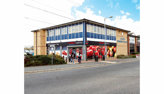 Unit 1 & 1A Lakeside Business Village<br>Fleming Road<br>Chafford Hundred<br>Essex<br>RM16 6YA