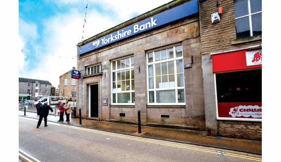 Yorkshire Bank<br>18 Southgate<br>Elland<br>West Yorkshire<br>HX5 0BP