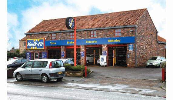 Kwik Fit<br>Long Street<br>Thirsk<br>West Yorkshire<br>YO7 1AW
