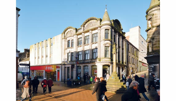 Clydesdale Bank, 64 High Street<br>Dunfermline<br>Fife<br>KY12 7DF