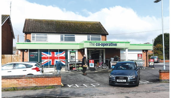 Co-operative Convienence Food Store<br>Linden Drive<br>Lutterworth<br>Leicestershire<br>LE17 4SS