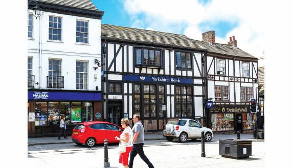 Yorkshire Bank, 36 Market Place South<br>Ripon<br>North Yorkshire<br>HG4 1DH