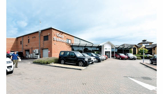 Guy Salmon Land Rover Showroom<br>Compass Road, North Harbour<br>Portsmouth<br>Hampshire<br>PO6 4SJ