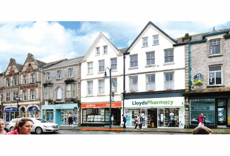 Property Auctions 13/Jul/2017 30 Fore Street, Okehampton, Devon, EX20 1HB Acuitus