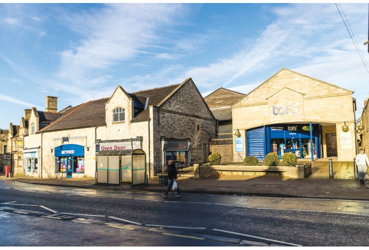 Property Auctions 07/Dec/2017 6 12 Market Street, Bolsover, S44 6PH