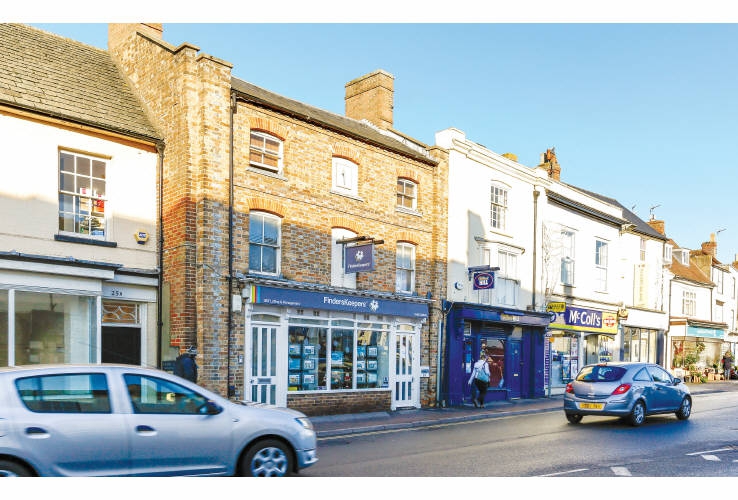 24, 24a, 24b and 24c Market Square and 2a Manorsfield Road<br>Bicester<br>Oxfordshire<br>OX26 6AD