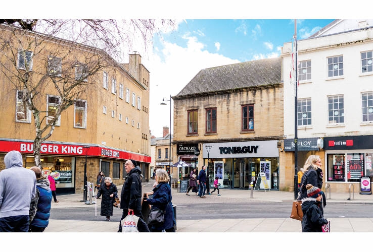 Property Auctions 14/Feb/2018 14 High Street, Yeovil, Somerset, BA20