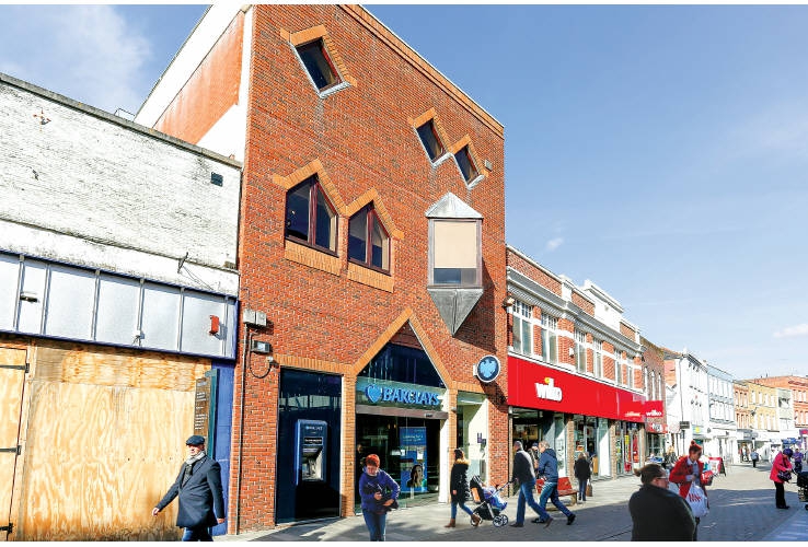 Property Auctions 24/May/2018 92 High Street, Maidenhead, Berkshire