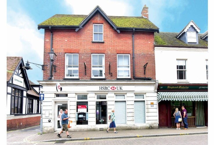 27 High Street<br>Ringwood<br>Hampshire<br>BH24 1BE