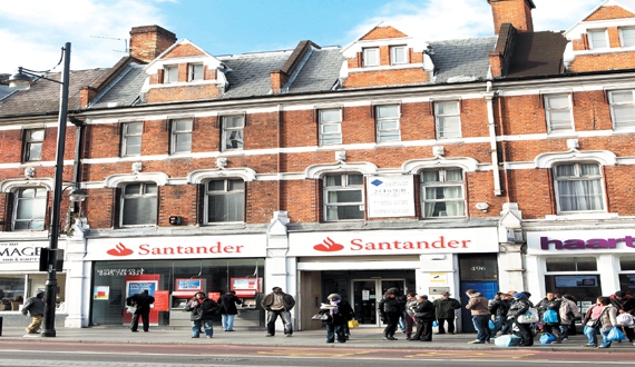 Santander Bank, 496-498 Brixton Road<br>London<br>SW9 8EQ