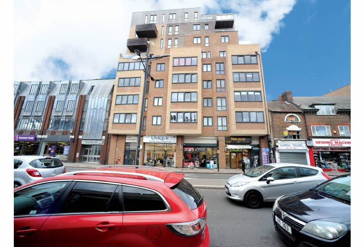 Units 1 - 4<br>44 - 52 High Street<br>Hounslow<br>Greater London<br>TW3 1NW