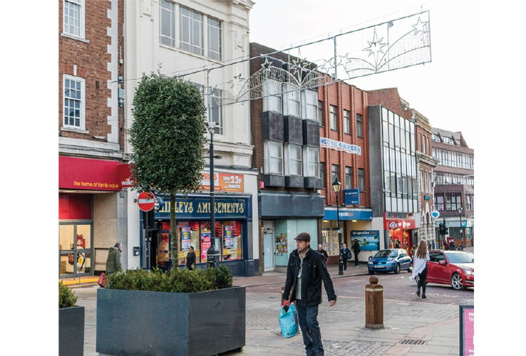 Property Auctions 05/Dec/2018 43 High Street, Dudley, West Midlands