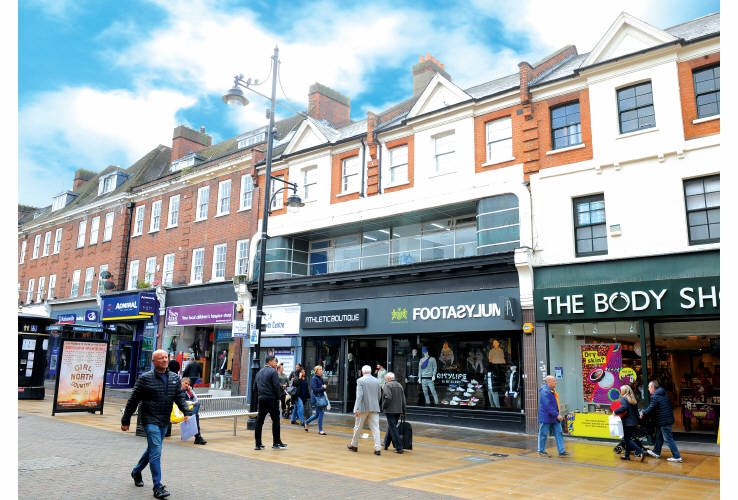 Property Auctions 24/Oct/2019 48 50 South Street, Romford, Greater