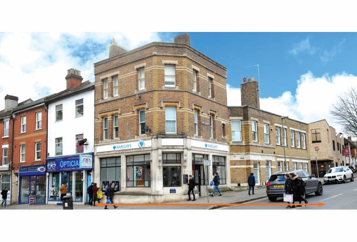 Barclays Bank, 129 Brent Street<br>Hendon<br>London<br>NW4 2DX