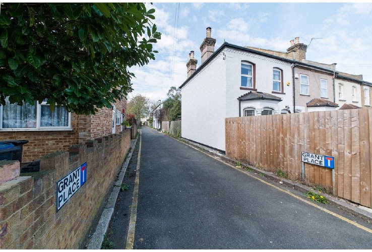 Property Auctions 05/May/2021 1 & 2 Grant Place, Croydon