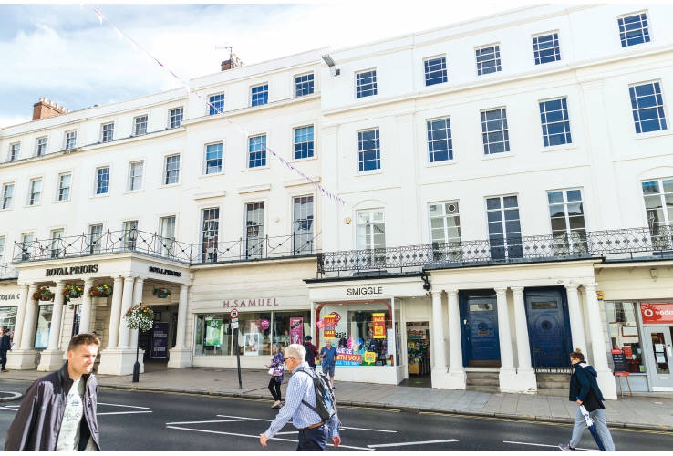 Property Auctions 23/Sep/2020 49 The Parade, Royal Leamington Spa, Warwickshire, CV32 4BA Property Auctions 23/Sep/2020 49 The Parade, Royal Leamington Spa, Warwickshire, CV32 4BA