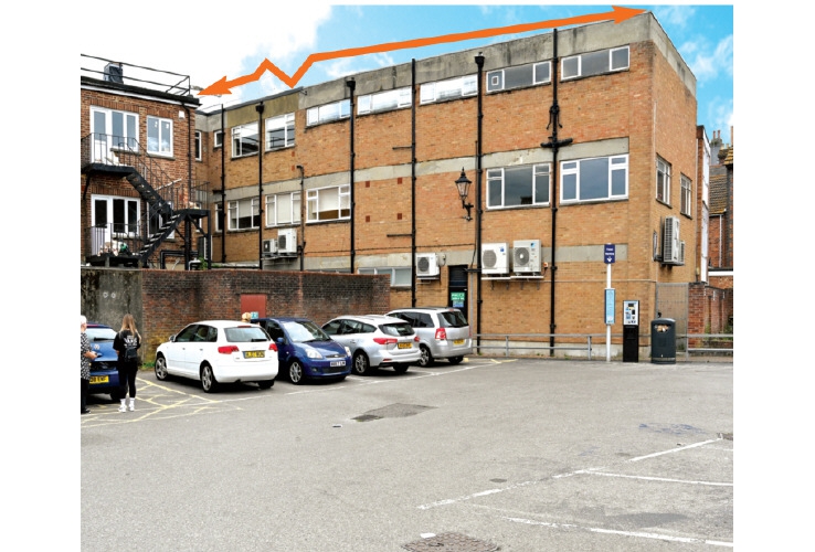 Property Auctions 24/Sep/2021 43 / 44 High Street,, Gosport