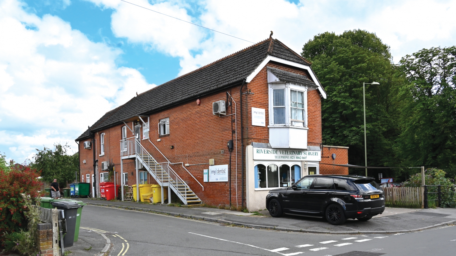 2A Scotter Road<br>Bishopstoke, Eastleigh<br>Hampshire<br>SO50 6AJ