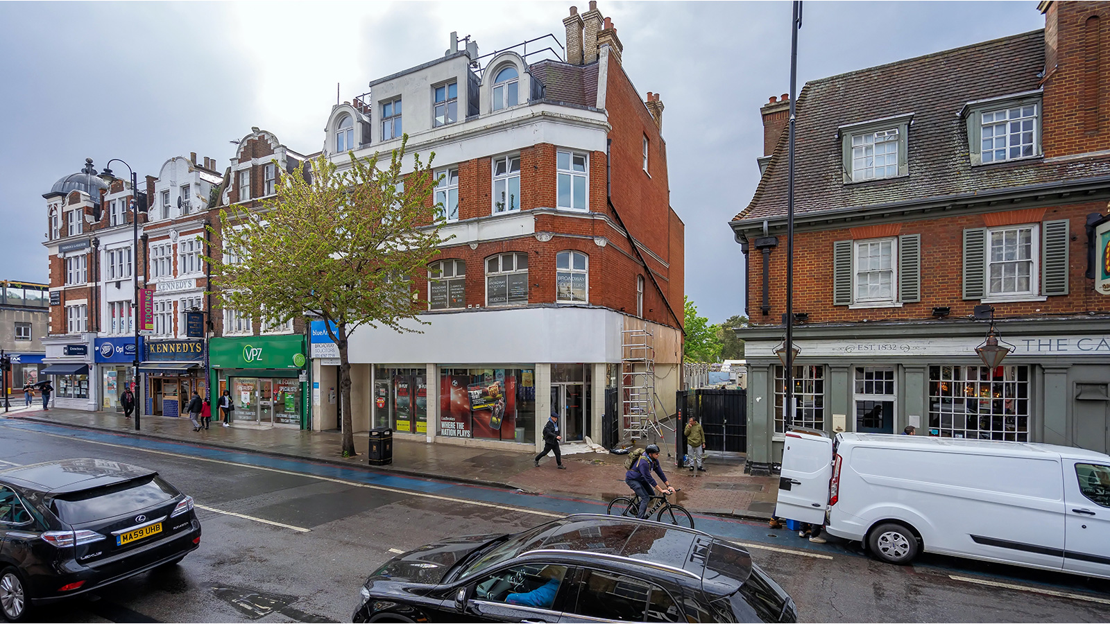 40 Tooting High Street<br>Tooting<br>London<br>SW17 0RG